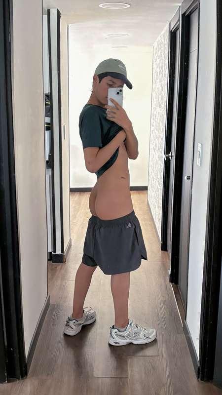 Slowly but surely making some progress at the gym 🫡