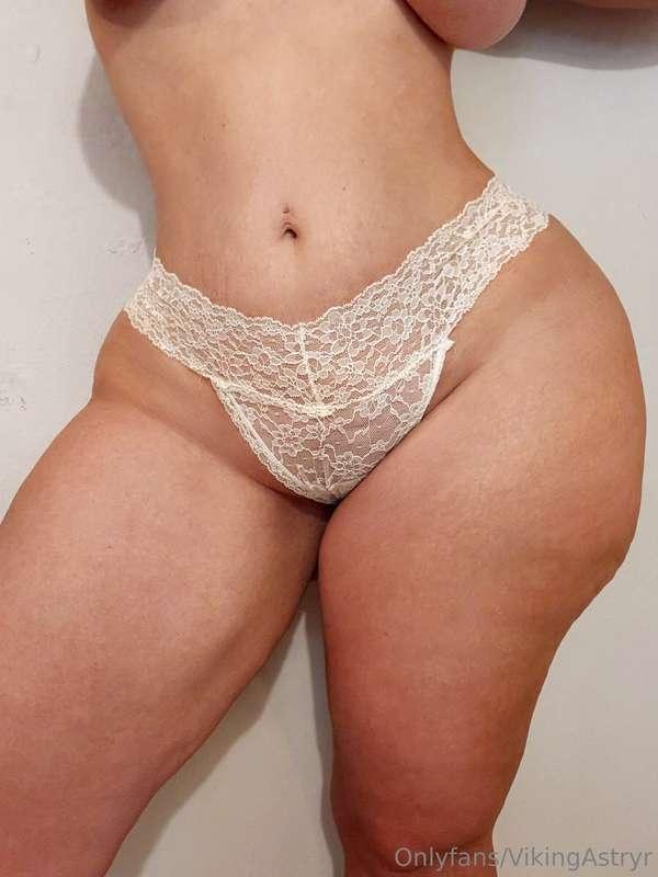 DM me baby