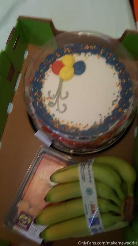 Going to be eating this off the floor in a later live stream..