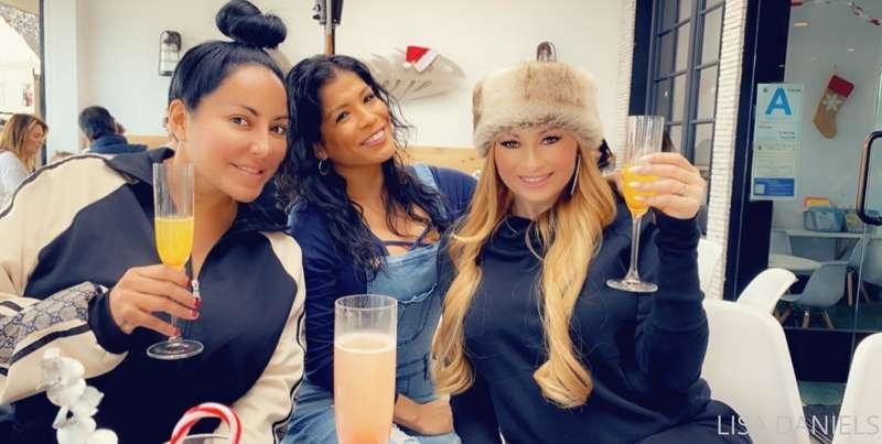 at brunch with your 2 favorite pornstars Kiara Mia & Alexis ..