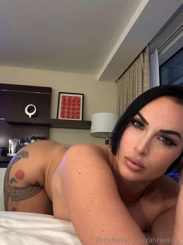 What's one thing you rlly want to do to me? 🥰 (freaky answer..