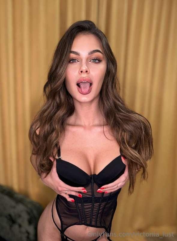 😈𝐅𝐑𝐄𝐄 𝐒𝐔𝐁𝐒𝐂𝐑𝐈𝐏𝐓𝐈𝐎𝐍😈
💦💦 @attractive_silvia will be YOUR super..