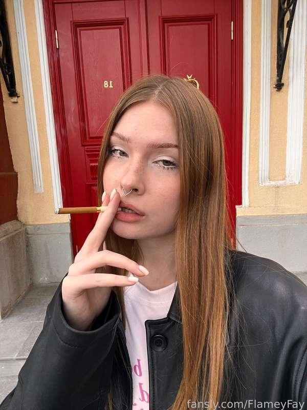 I'm smoking here and thinking. Have you cooled off to my content or has everyone around you just suddenly become busy? 

Actually, sometimes it makes me sad. I miss your messages and comments, it motivates me to post more... In case anyone didn't know ;)

✦ #fyp #redhead #smoking #cigar #cigarette #smokingfetish #altgirls #petite #anime #alt ✦
