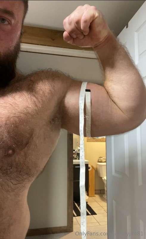 Flex at the gym then measuring my arms at home. Just shy of ..
