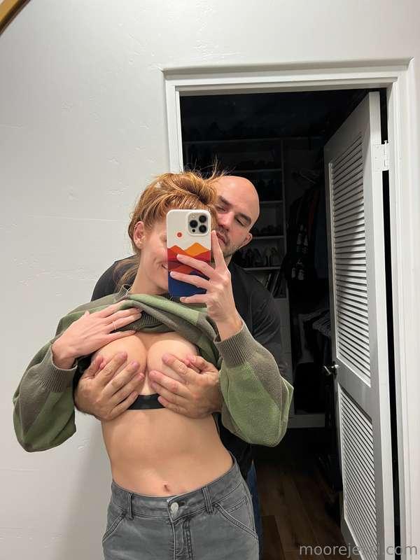 I love my nipples being played with 🤗