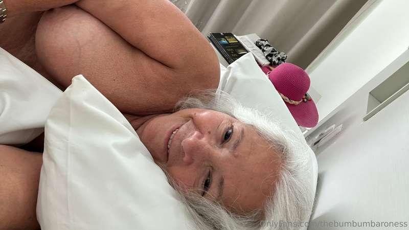 thebumbumbaroness image #12