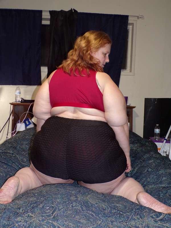 bootyfulannie image #2
