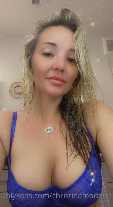 What’s everyone’s plans for the weekend? I have a shoot week..