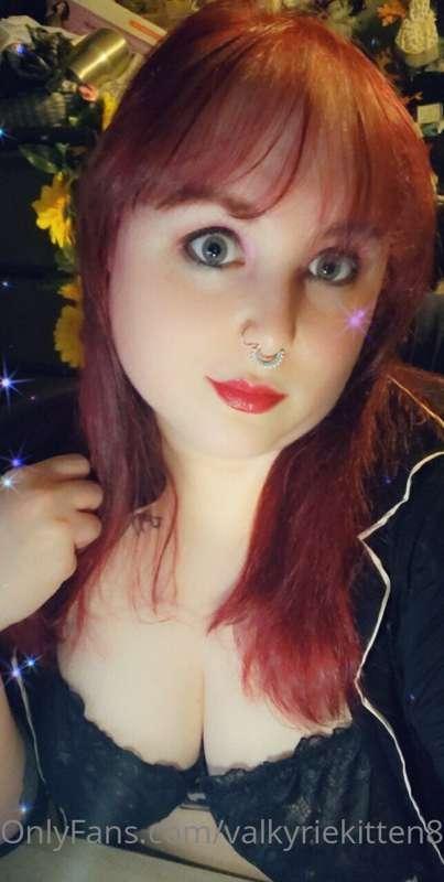 New hair color! I think red is a favorite color for me as fa..