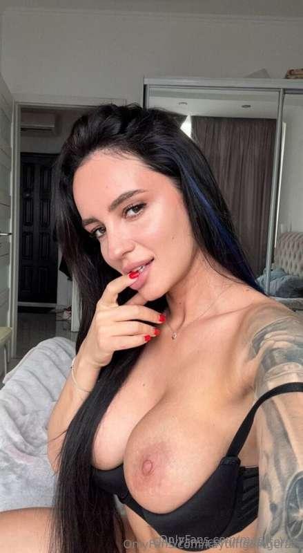 🔥 STOP SCROLLING 🔥Meet @freya_torres! 💜 Subscription is abso..