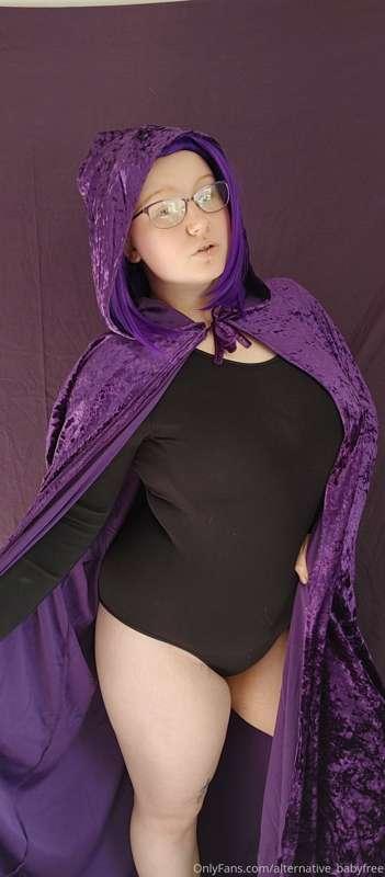 Did anyone else have a crush on raven from TT or is it just ..