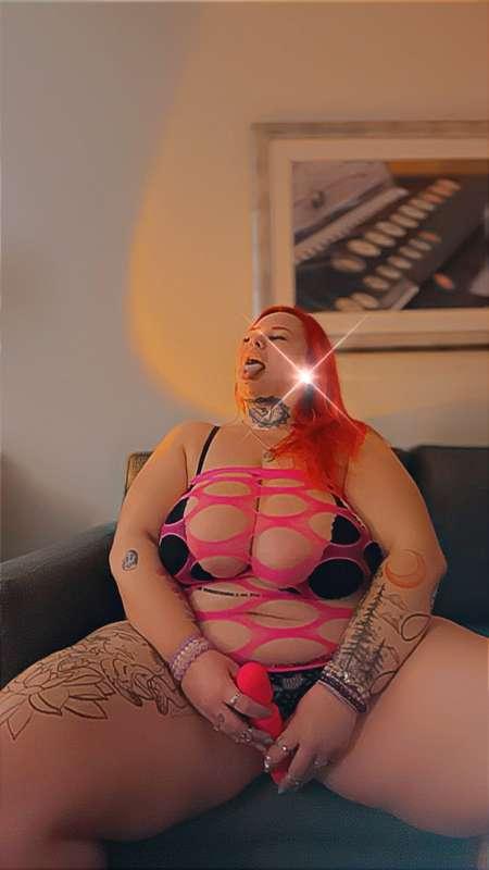My pink toy makes me cum in my pink kawaii dress💦💖