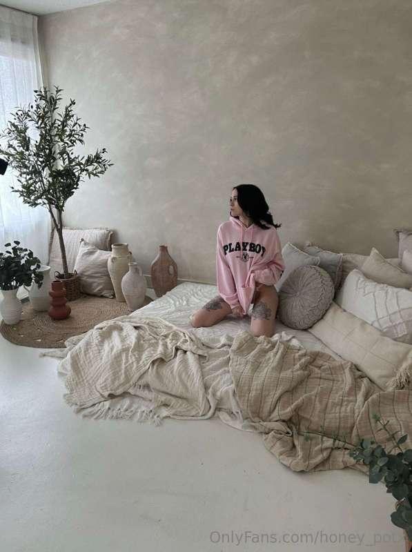 Cum for me baby, I’m so lonely here 🥺
