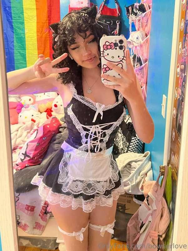 heyy I'm your new maid 😊 how can i make you happy ?😜