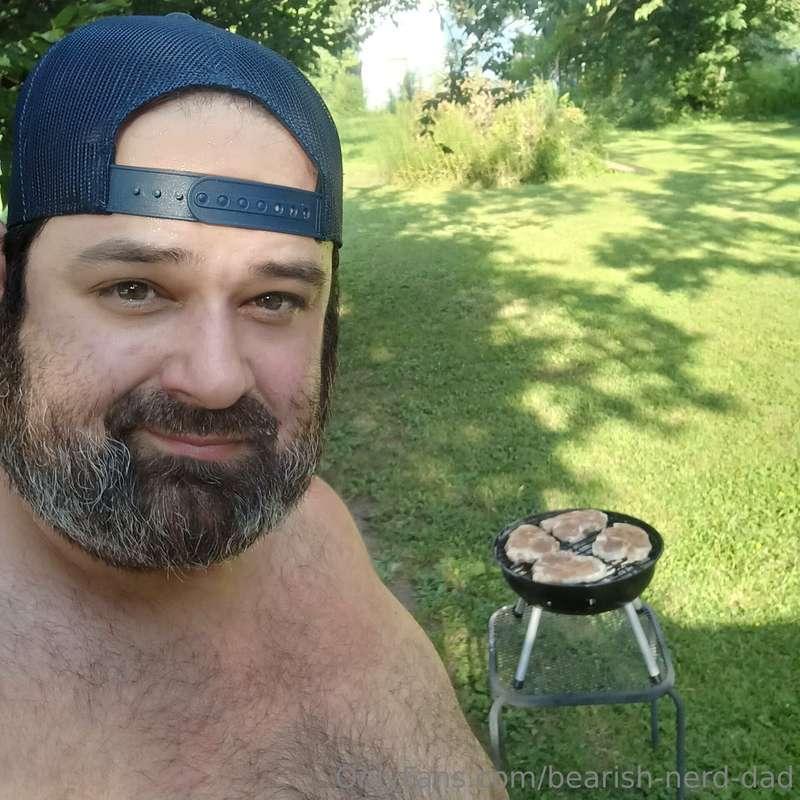 bearish-nerd-dad image #0