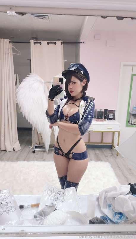 jeanwanwan image #2