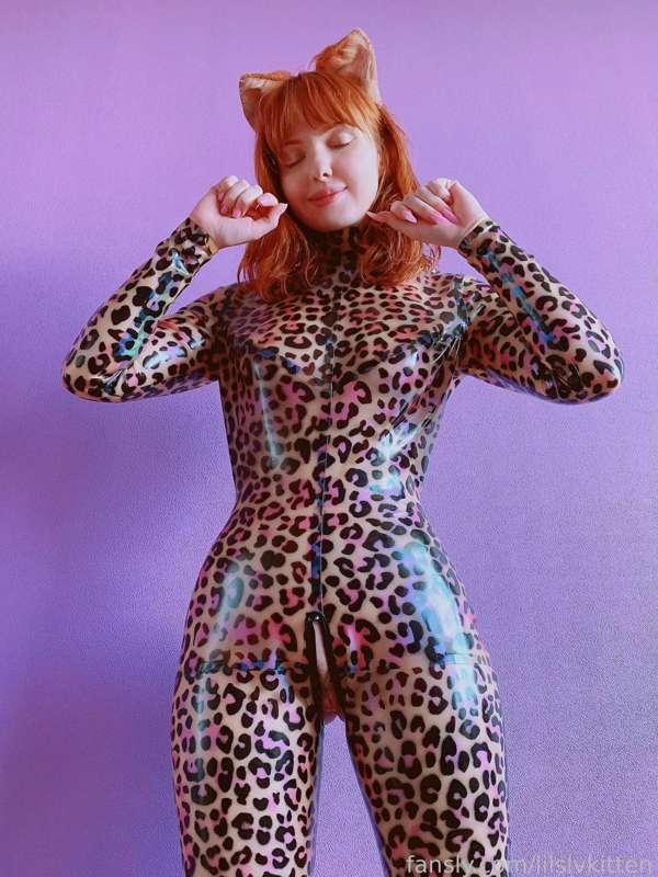 lilslvkitten image #2