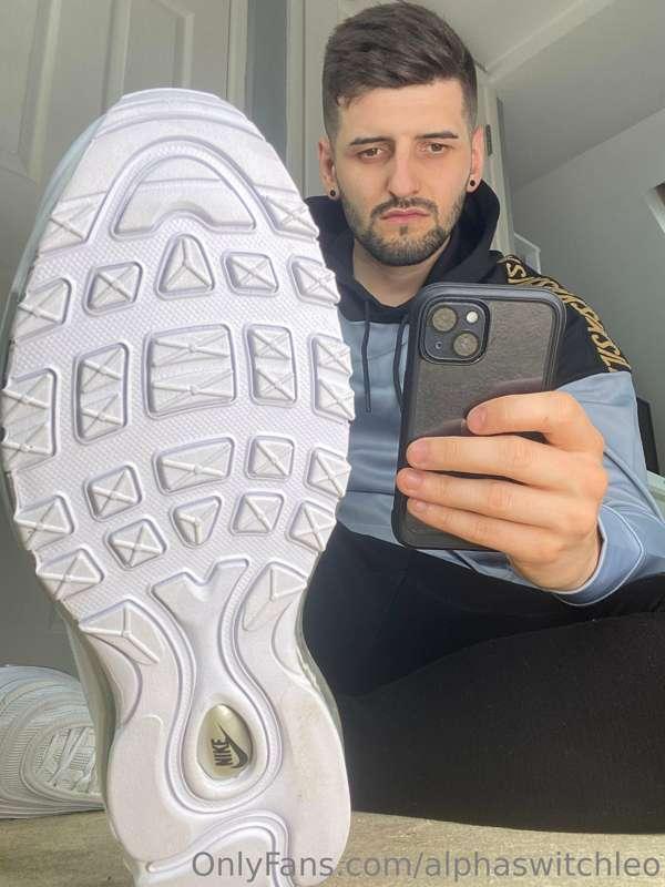 alphaswitchleo main image