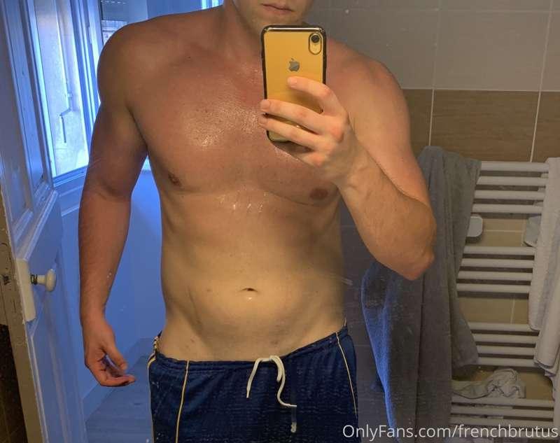 420 pushups in an hour ! Do better for a nude !