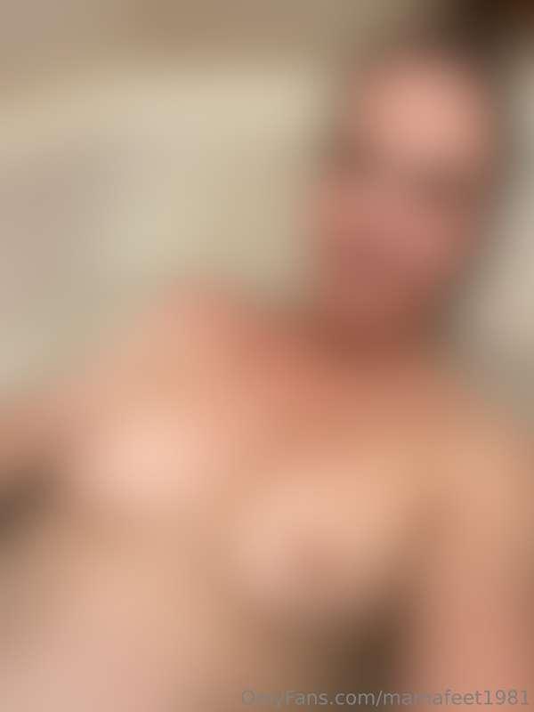 Tits in the tub! Unlock to see!