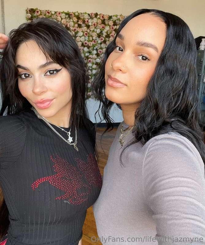 Hanging out with my girl @princessavanessa 🩷We have some fun..