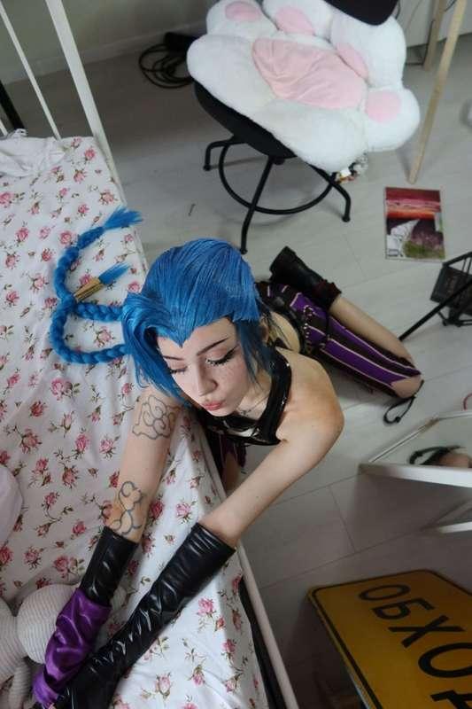 ohh probably i have bad things:3
#jinx #egirl #cosplay #anime #cute #alt #skinny #teen