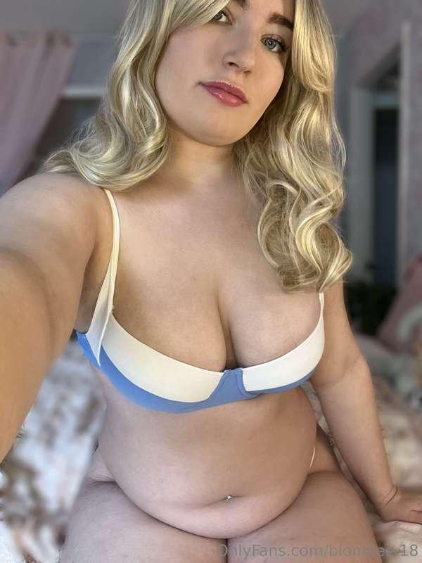 blondiee.18 main image