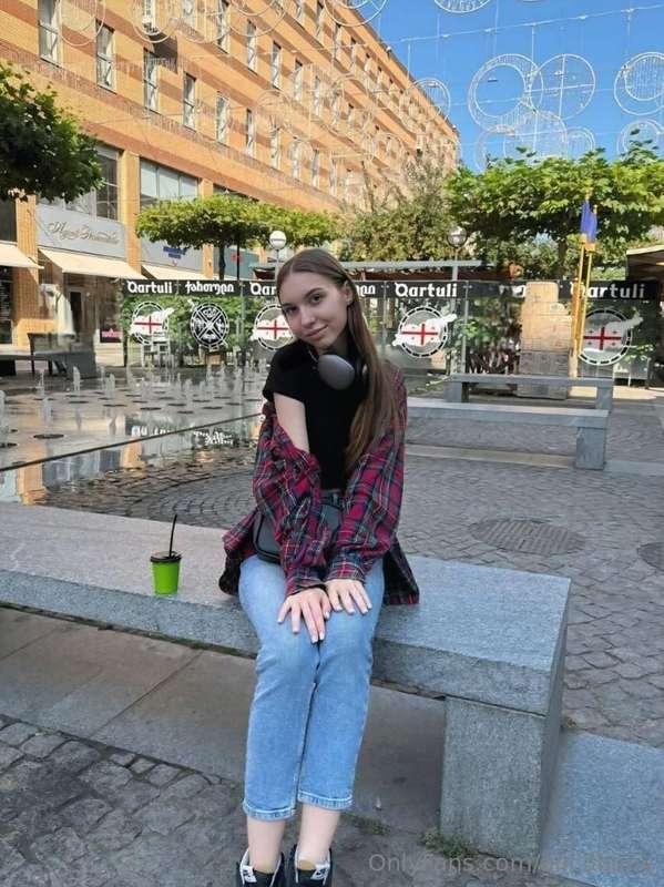 ✨FREE SUB ✨@bella.moore 𝐇𝐎𝐑𝐍𝐘 𝐑𝐈𝐆𝐇𝐓 𝐍𝐎𝐖 and wanna be your pe..