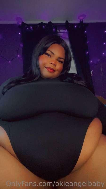 Sooo in love with my new look! Black is definitely my color!..