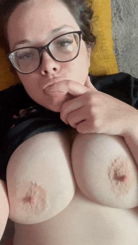 frecksandframes image #0