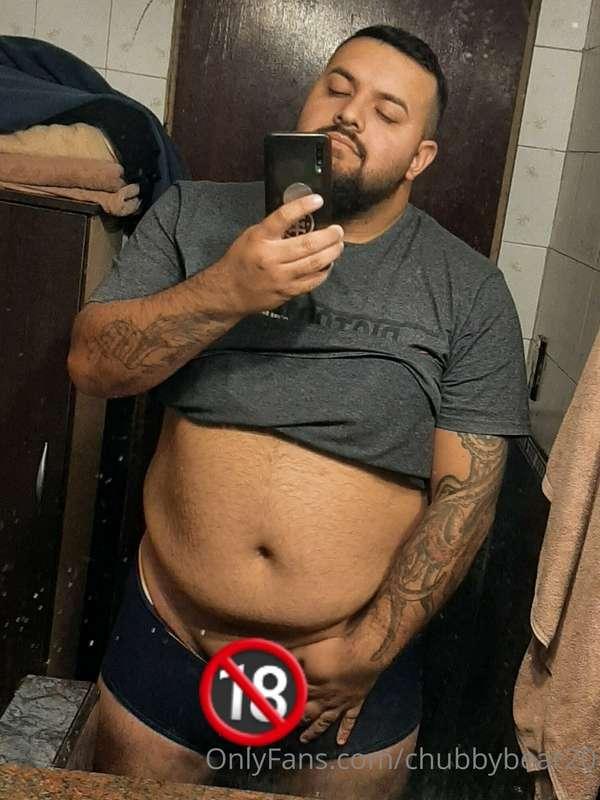 Who else likes nudes in the mirror??? 😏🔥 leave me a tip if y..
