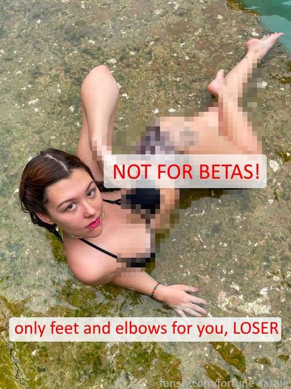 Only alpha males can ponder what hides behind these pixels; for betas, all that remains is to gaze at my elbows and relish this audaciousness 😈

#fyp #beta #cuck #degradation #femdom #worship #mistress #goddess #feet #betaline #censored #betasafe #denial #blur #pixel #pixels #loserporn #fortune_fatale