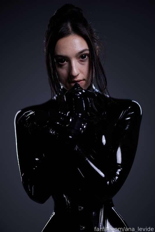 ana_levide image #385