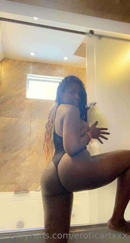 ***Buenos días, que hoy sea un día maravilloso para ti.***
-..