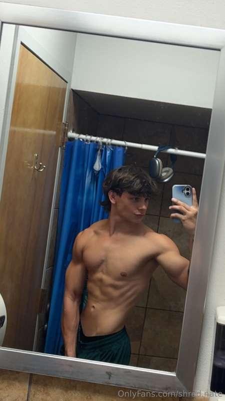 Posting everyday on @nathanjohnn.vip 