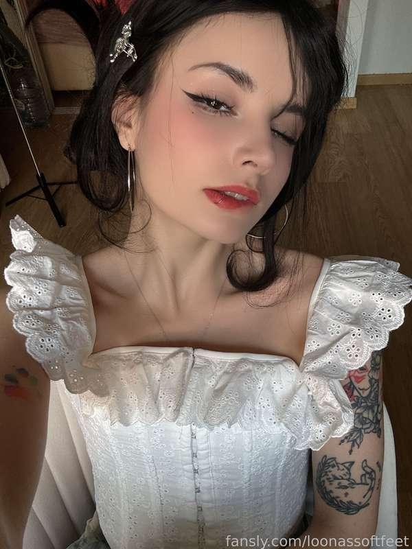 loonassoftfeet image #1