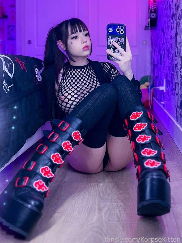 korpsekitten image #2