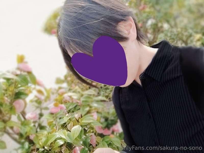 1枚目：苑乃ちゃん 2枚目：苑乃ちゃん 3枚目：←桜乃ちゃん　苑乃ちゃん→ いつもと違う髪型にしてみた時の写真です♪