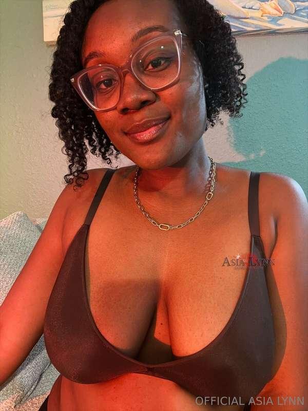 # check your dms and cum 💦