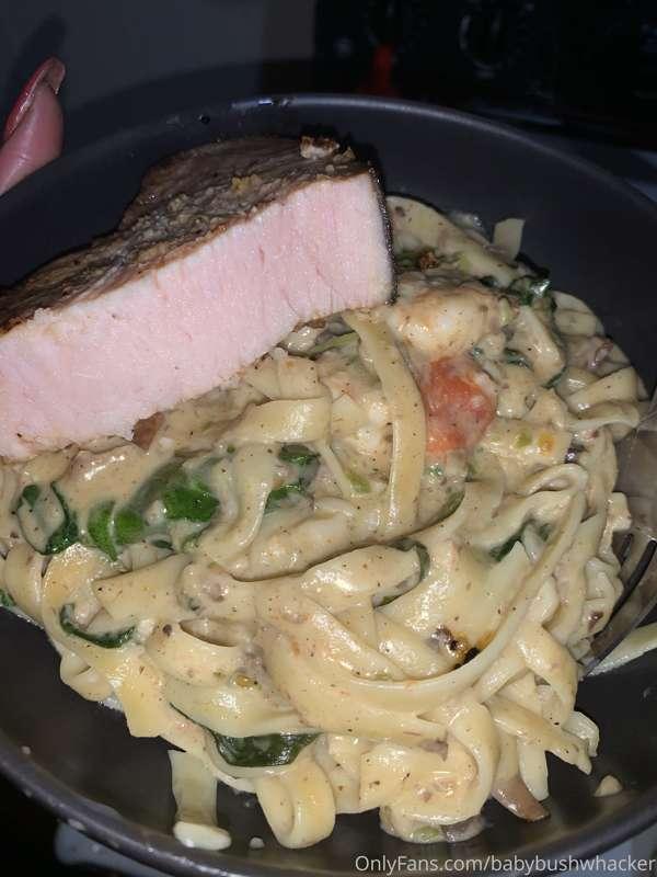 i made us dinner🥺 shrimp alfredo w swordfish steak bc you’re..