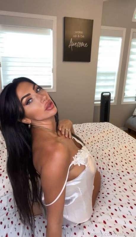 Let me prove I’m a good slut ready to take your cum 💦💦💦


#fyp #busty #bimbo #slutty #pinkpussy #bigtits #slut #girlongirl #squirt #squirter #oilshow #discover #daddysgirl #dirtyslut #cum #thick #fatpussy #juicy #natural #petite #cumforme #hornygirl #sextme #porn #egirl #sexting #fetish #roleplay #bigass #hugetoys #brunette #tattooed