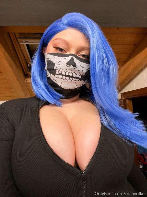 My boobs dominate you