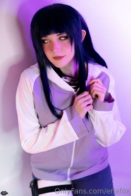 Did anyone say post more Hinata? 👀💜

Here's an "older" shot ..