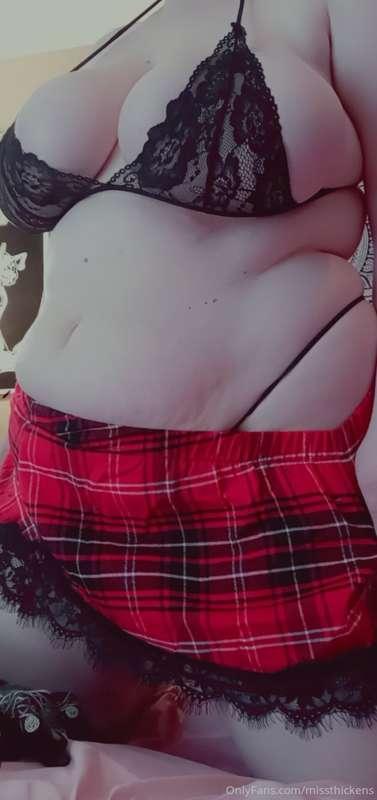 wanna fuck me in this outfit? 💦💦