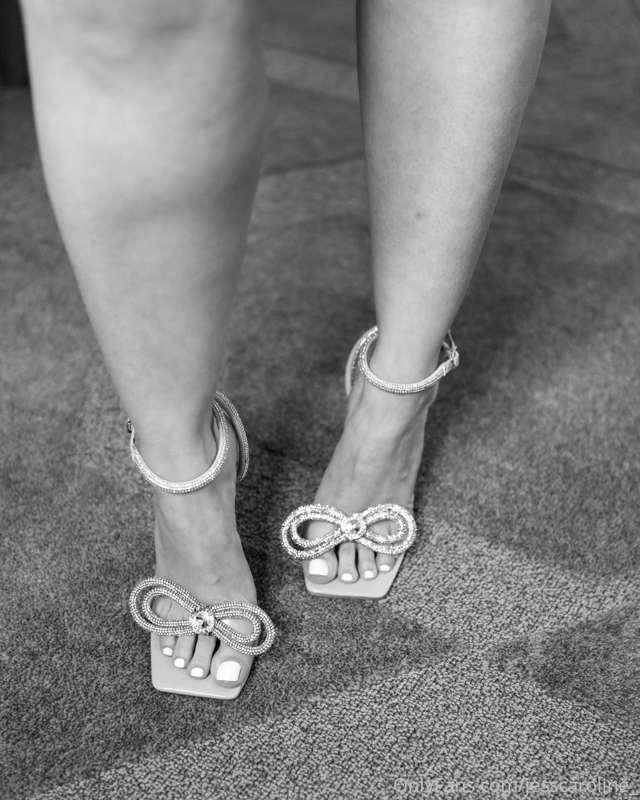 Who likes a photo of the feet? 😏
