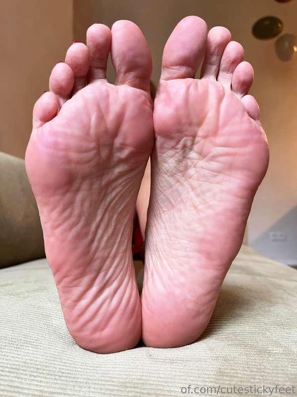cutestickyfeet image #6