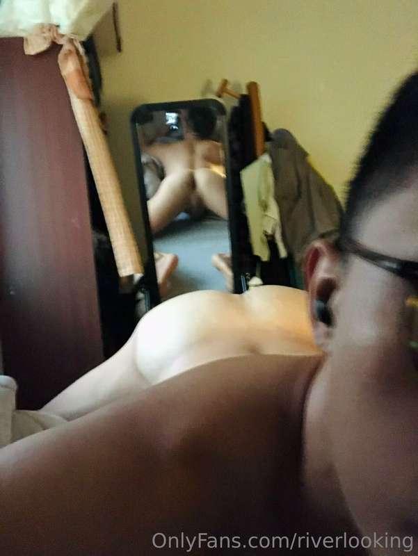 riverlooking image #1