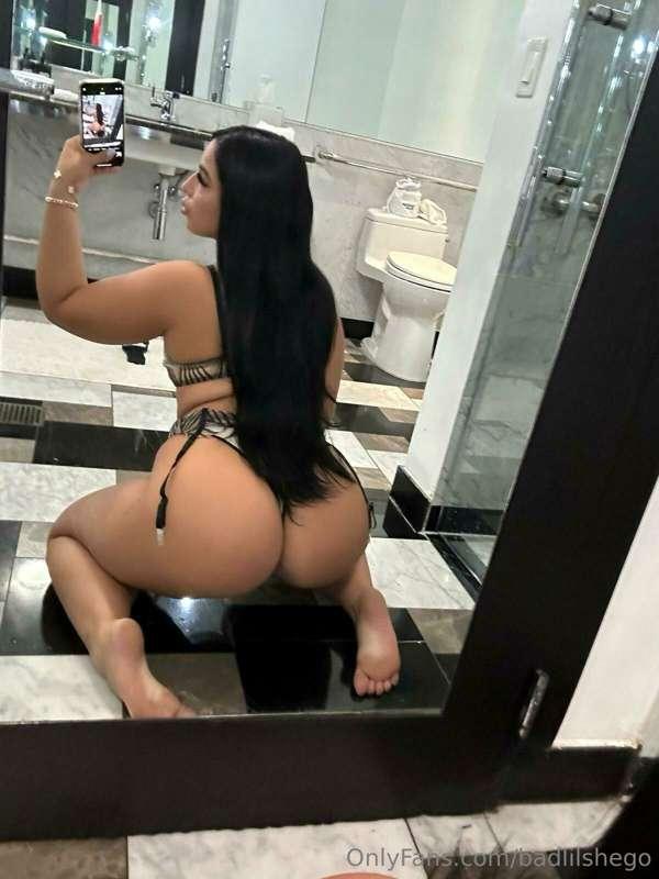 dm me and let me drain those balls papi 😏