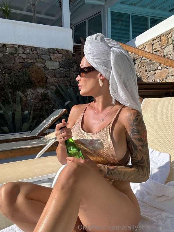 Hydrated, sun-kissed, and just a little too hot to handle ☀️..