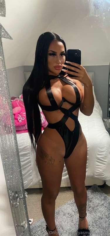 Your barbie ?💋